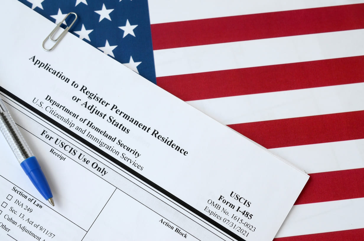 US CITIZENSHIP / RESIDENCE